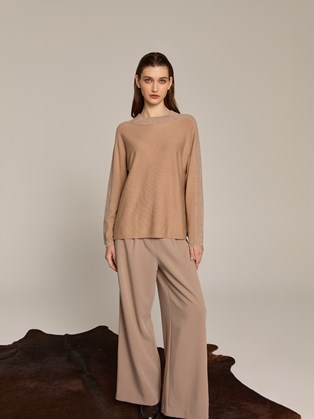 Πουλόβερ με Διακριτή Λάμψη 