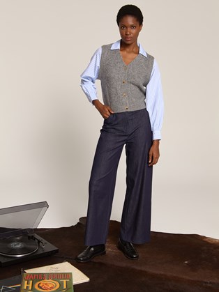 Πουλόβερ με Ενσωματωμένο Γιακά & Μανίκια Πουκαμίσου σε Γκρι