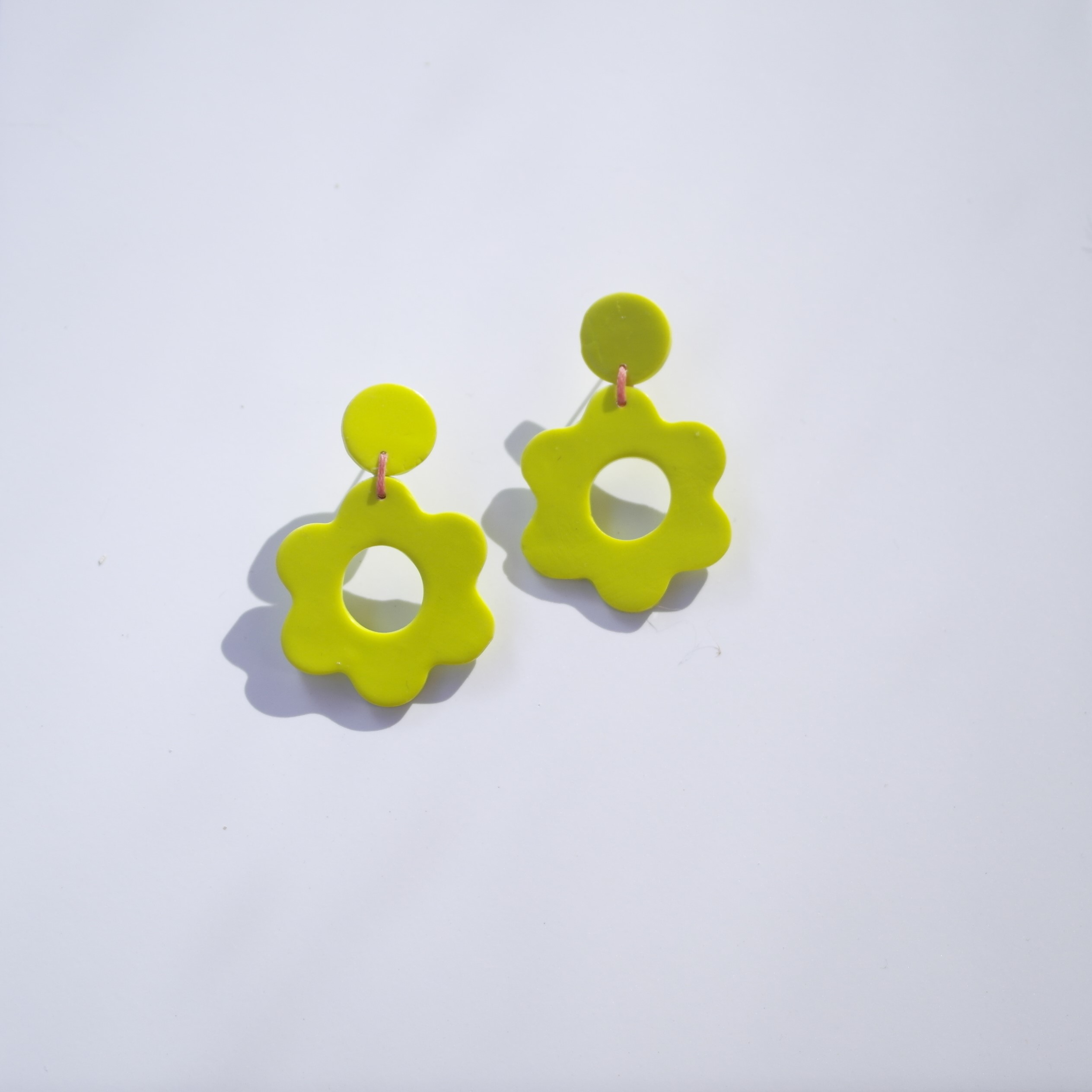 Happy Clay Earrings Yellow Daisies